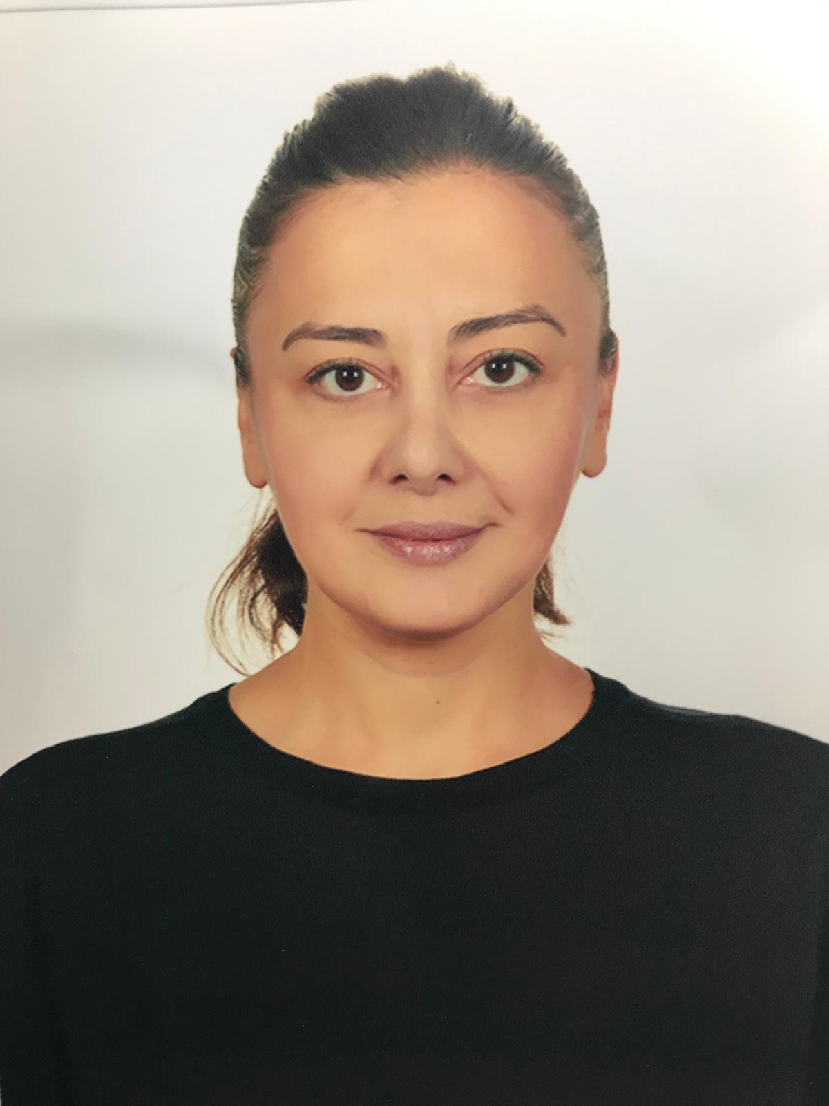 Pelin Üstündağ